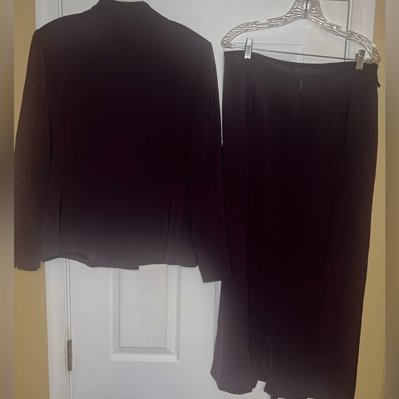 Kasper Skirt Suit Elegant Plum 12 14 - Picture 5 of 9